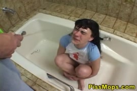 Descargar video gratis de enana cojiendo pija enorme de negro