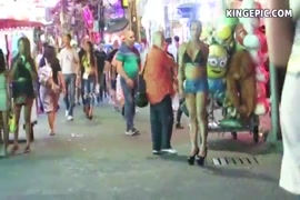 Videos de hermana se folla a hermana con arnes