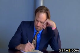 Mujeres que se follan chicos dormidos