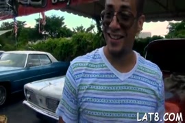 Me vengo dentro de mi hermána menor
