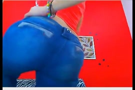 Pendejas cojiendo con travestis