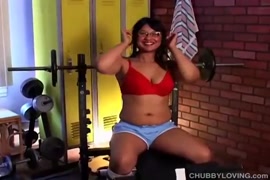 Xxx mujer con pajaro