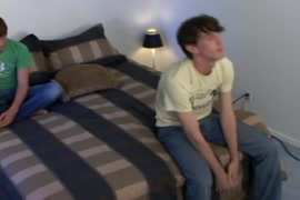 Sexo cuando no estan mis papas